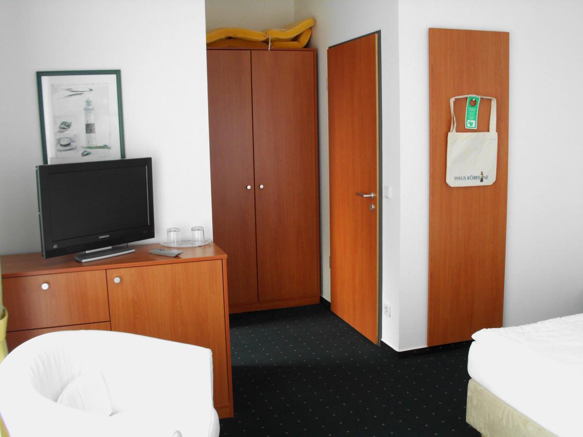 Haus Koebesine Hotel ยูอิสท์ ภายนอก รูปภาพ